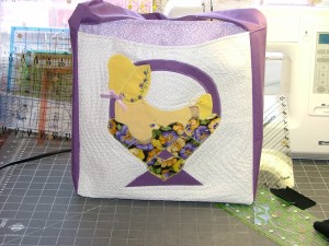 sunbonnet sue tote front
