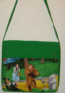 This is the front.  There are snaps that hold the flap closed.